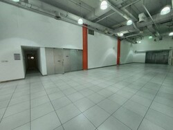 Ground Floor Showroom or B1 usage at Toa Payoh (D12), Warehouse #487967301